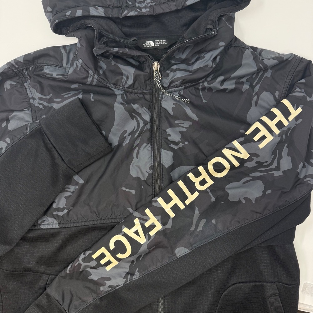 The North Face Mens Camo Full Zip Hooded Jacket Athletic Sportswear Black Medium